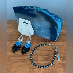 NEW  Turquoise gemstone bracelet & earrings